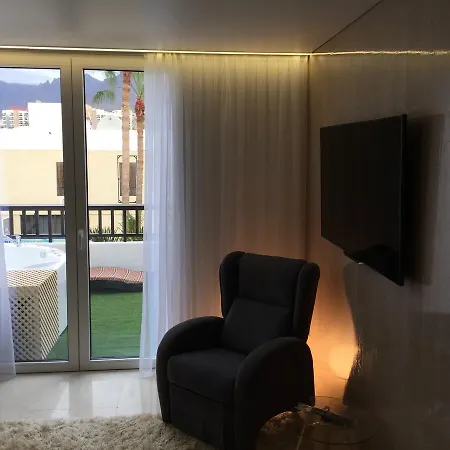Lux & Spa. Golden Mile. Las Americas. Pargue Santiago 2. Pool Heated Sea Water. 2 Bedroom. * Playa de las Américas