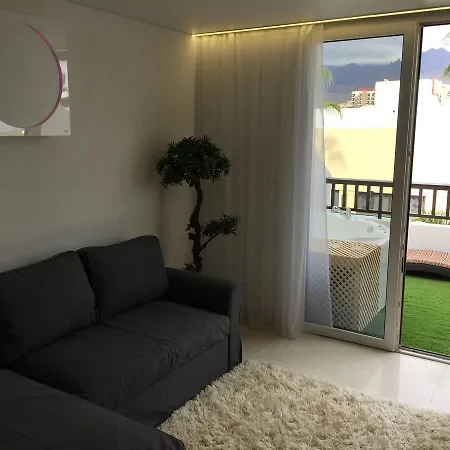 Lux & Spa. Golden Mile. Las Americas. Pargue Santiago 2. Pool Heated Sea Water. 2 Bedroom. Playa de las Américas
